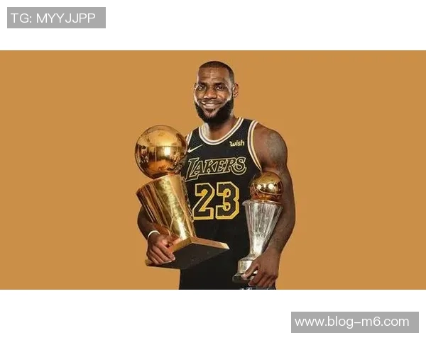 詹姆斯赛后采访时佩戴骑士冠军戒指展现永恒荣耀与不屈精神